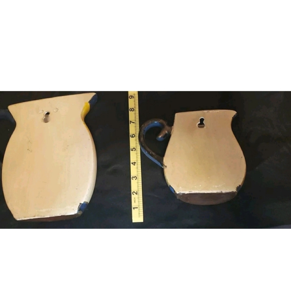 Vintage Chalkware Hand Painted Bird Pitcher Wall Pockets Set Of 2 - Picture 7 of 7